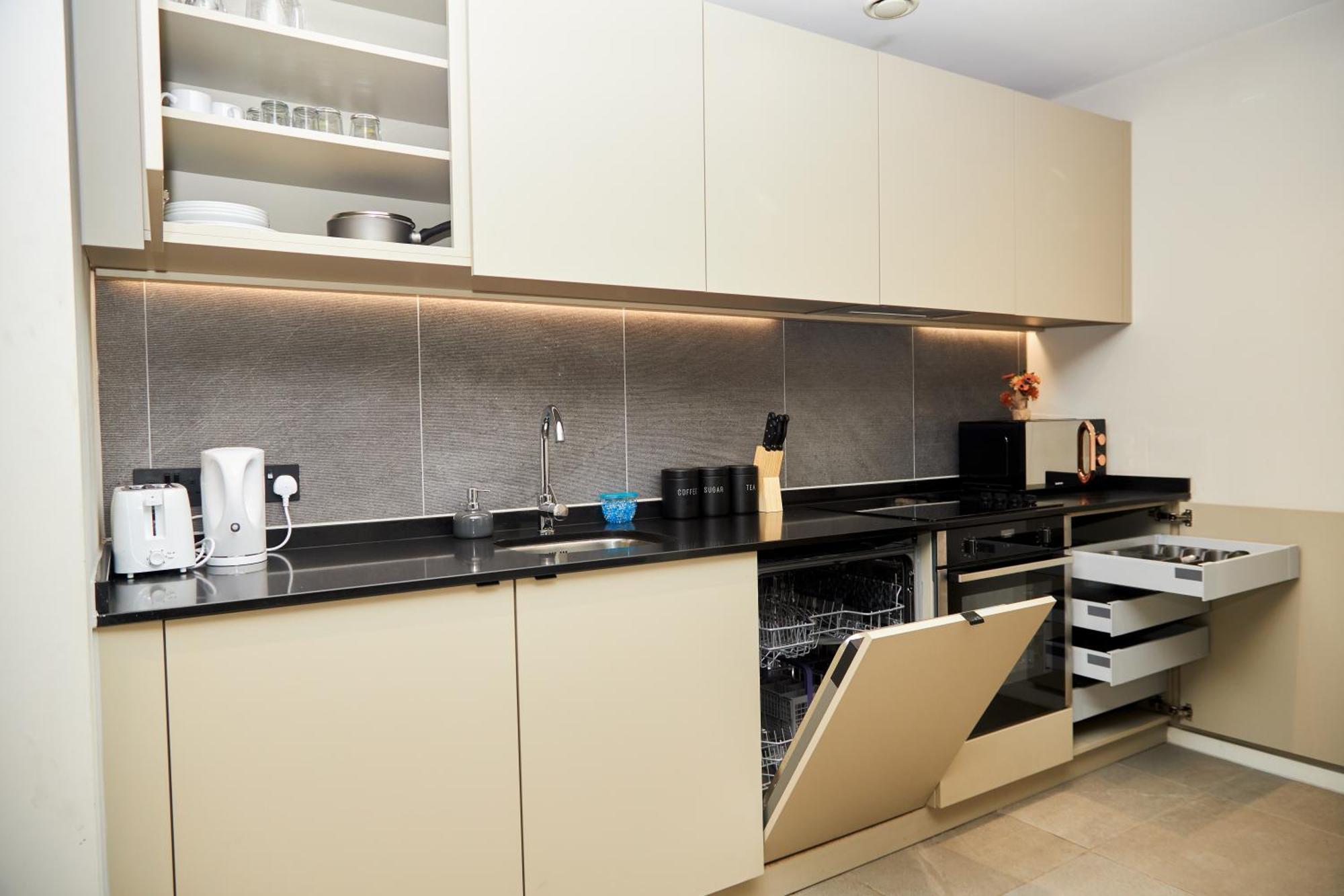 Central Manchester Luxury 2 Bed Apartment With Balcony Kültér fotó